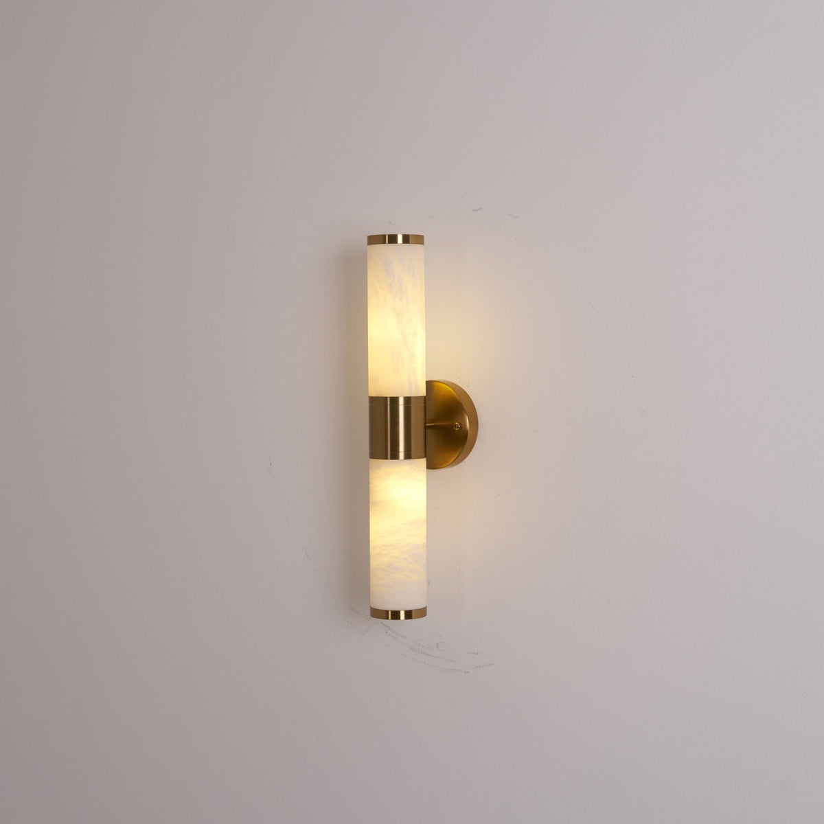 Lucian wandlamp van albast