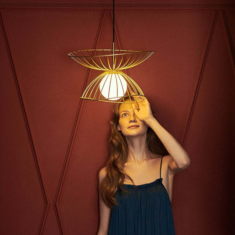 Renée Vertigo Design LED Esthetisch Hanglampen Zwart/Goud Metaal Slaapkamer