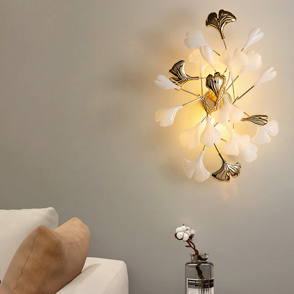 Olivia Decoratieve Bloem Wandlamp Wit Goud Keramiek Metaal Slaapkamer
