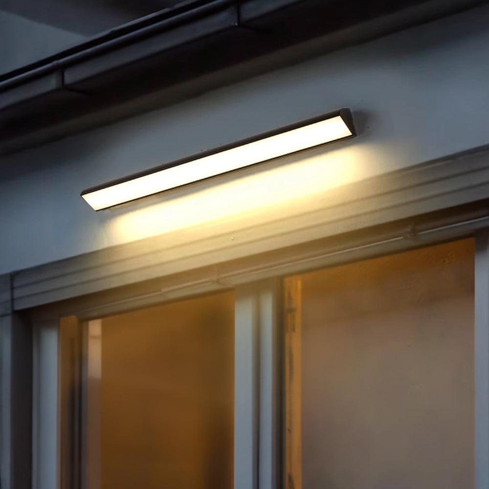 Edge Moderne Tri-Rrism LED Buitenlamp Zwart Metaal/Acryl Tuin