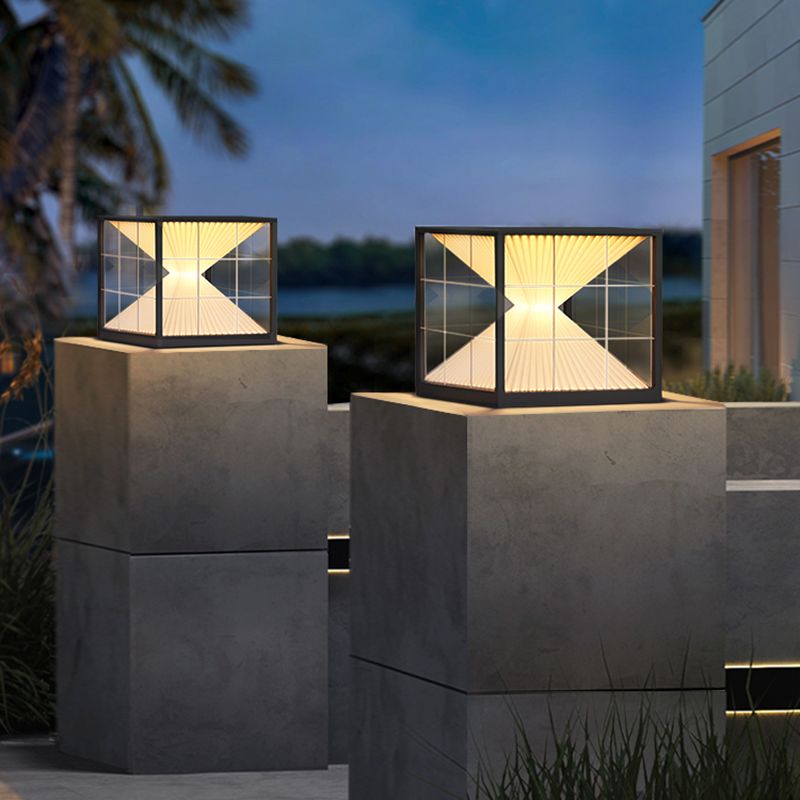 Riley Moderne LED Vierkant Buitenlamp Zonne Metaal Acryl Zwart Tuin/Stoeprand/Balkon