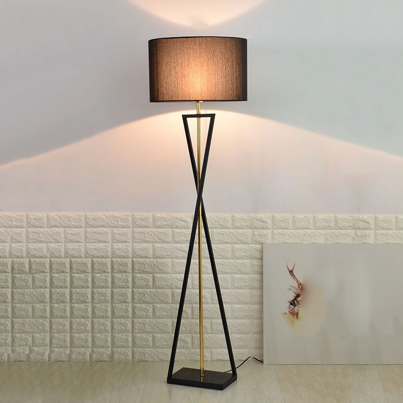 Eryn Retro Cilinder Driepoot Vloerlamp Metalen Stof Multi Kleur Slaapkamer/Woonkamer