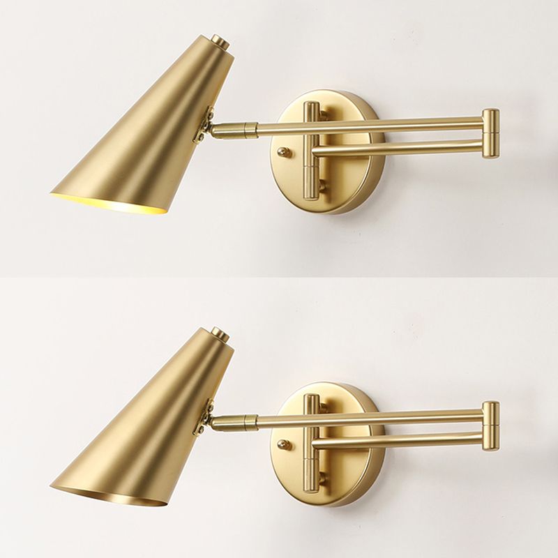 Freja Moderne Wandlamp Kegel Metaal Verstelbaar Zwart/Goud Slaapkamer/Woonkamer