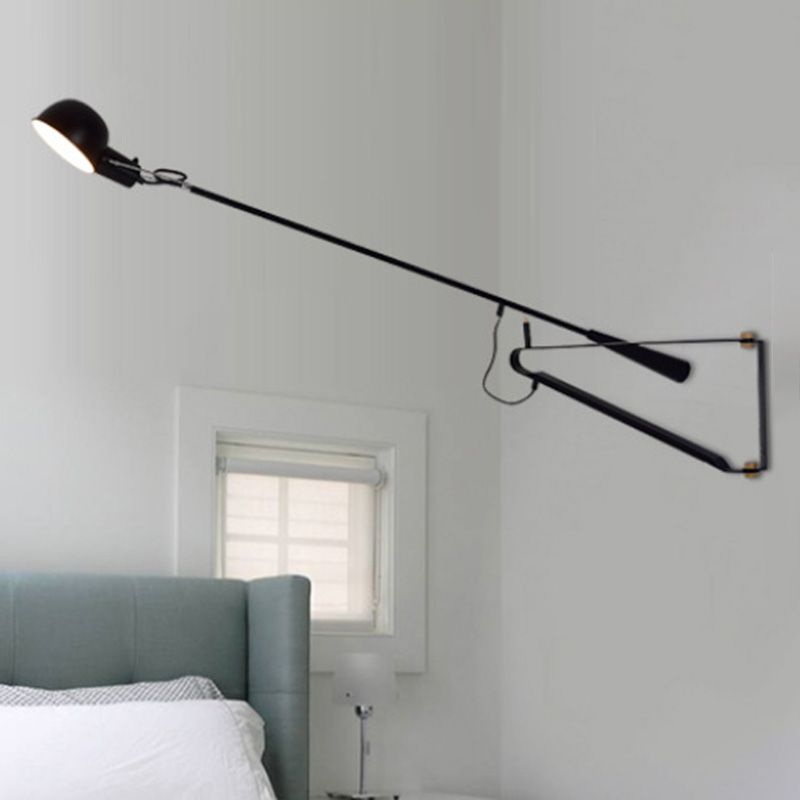 Brady Verstelbare Wandlamp met Lange Zwenkarm Metaal Zwart/Wit
