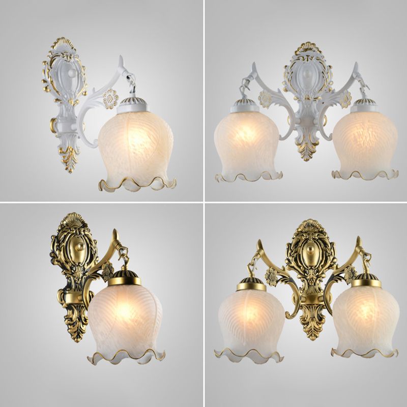 Félicie Retro Bloem LED Wandlamp Metaal/Glas Brons/Wit Slaap/Woon/Badkamer