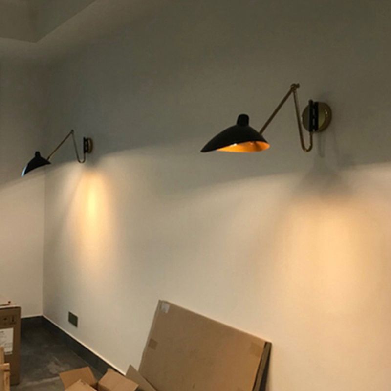 Brady Industrieel Swing LED Wandlamp Zwart/Goud Metaal Woonkamer