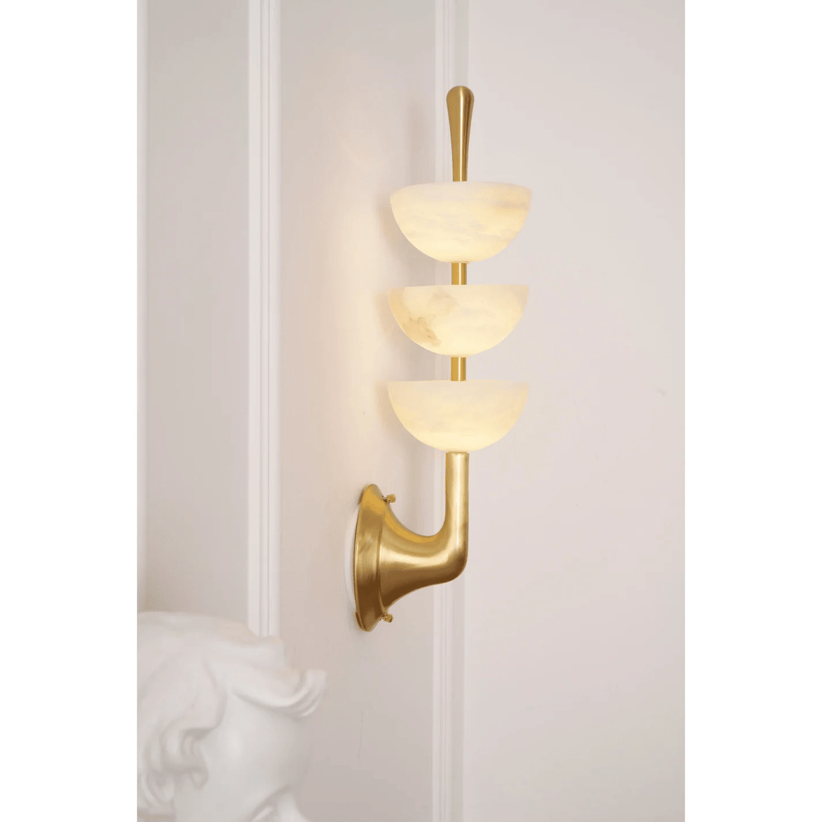 Ulmiraris albasten wandlamp