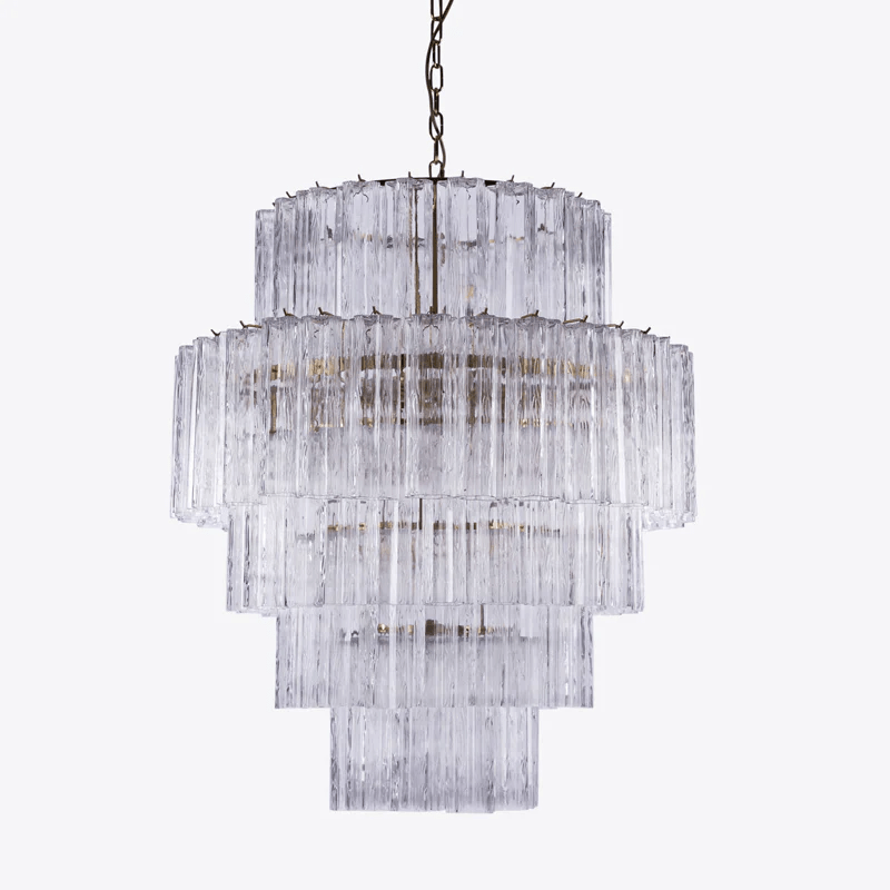 Eiraora kroonluchter met lagen van roze prisma-glas, elegant