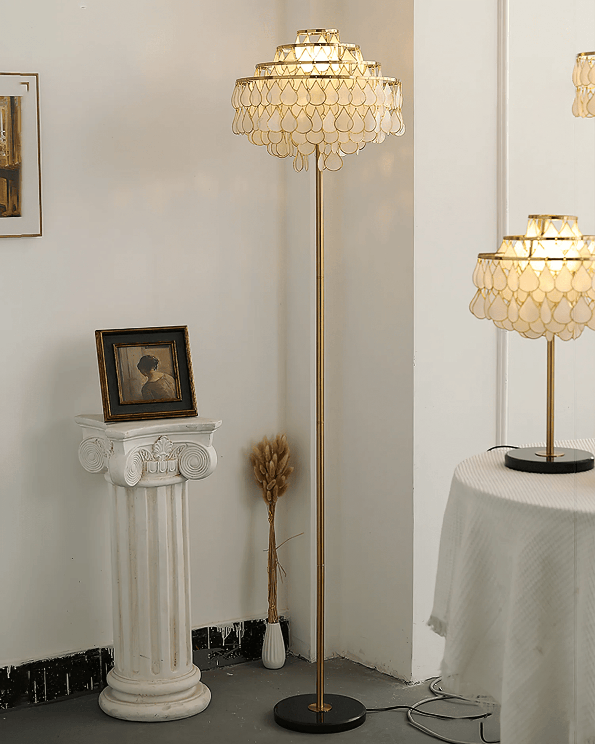 Emily vloerlamp in goudkleurige afwerking
