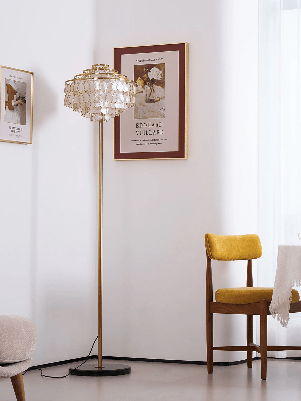 Emily vloerlamp in goudkleurige afwerking