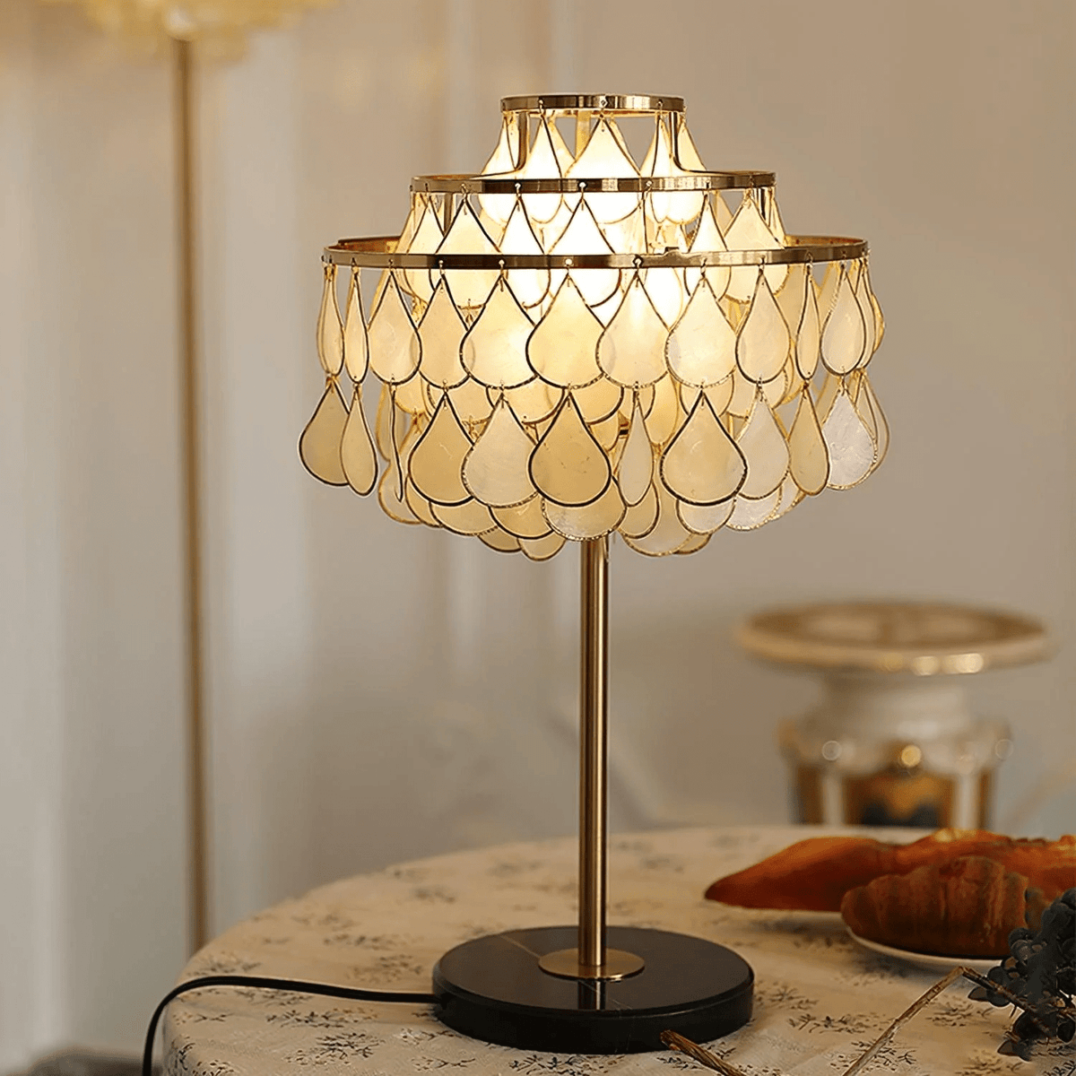 Jacob luxe Teardrops Schelp-tafellamp