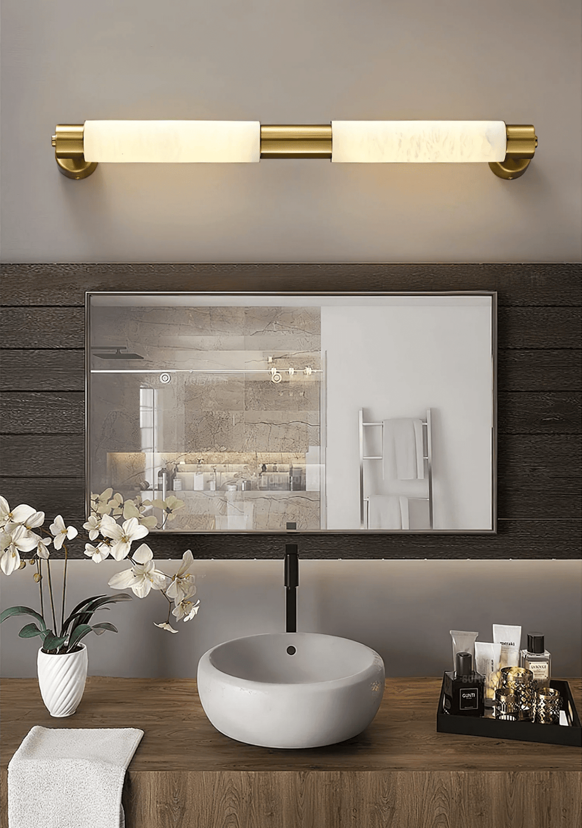 Ospix Albast messing wandlamp