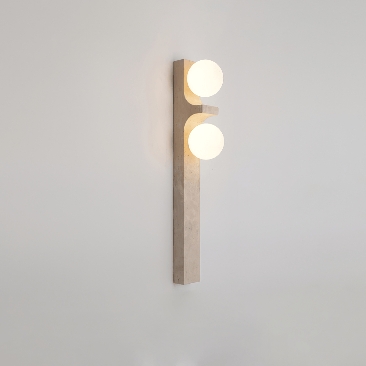Umiren wandlamp van geel travertin