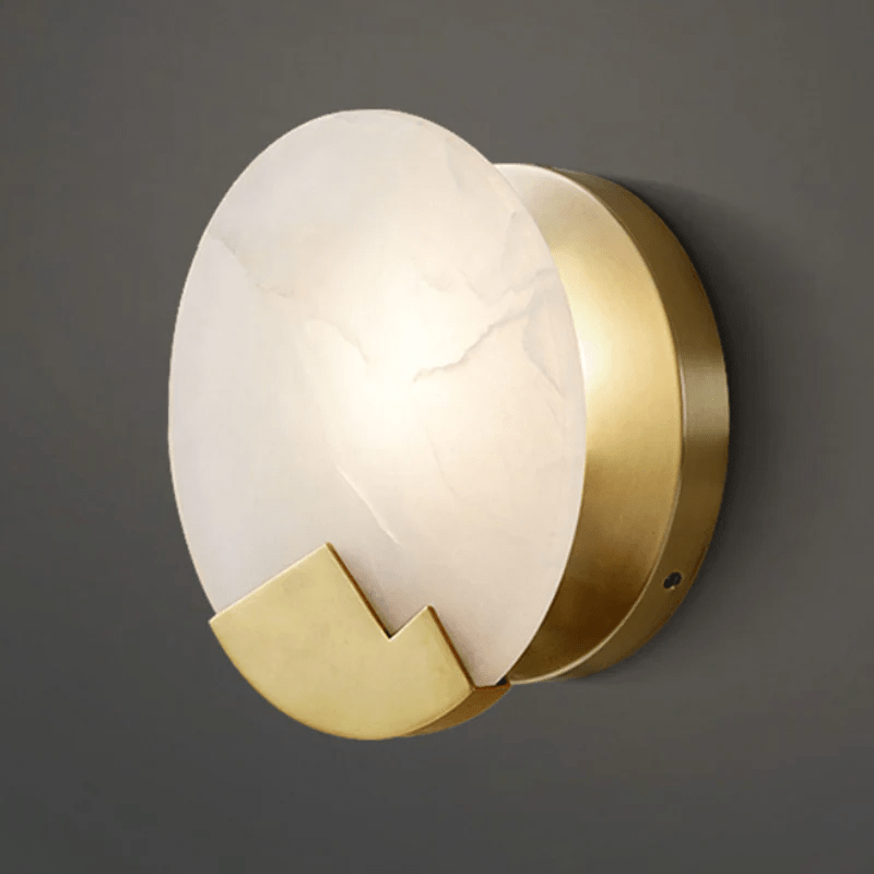 Nivisenne bergvormige wandlamp van albast
