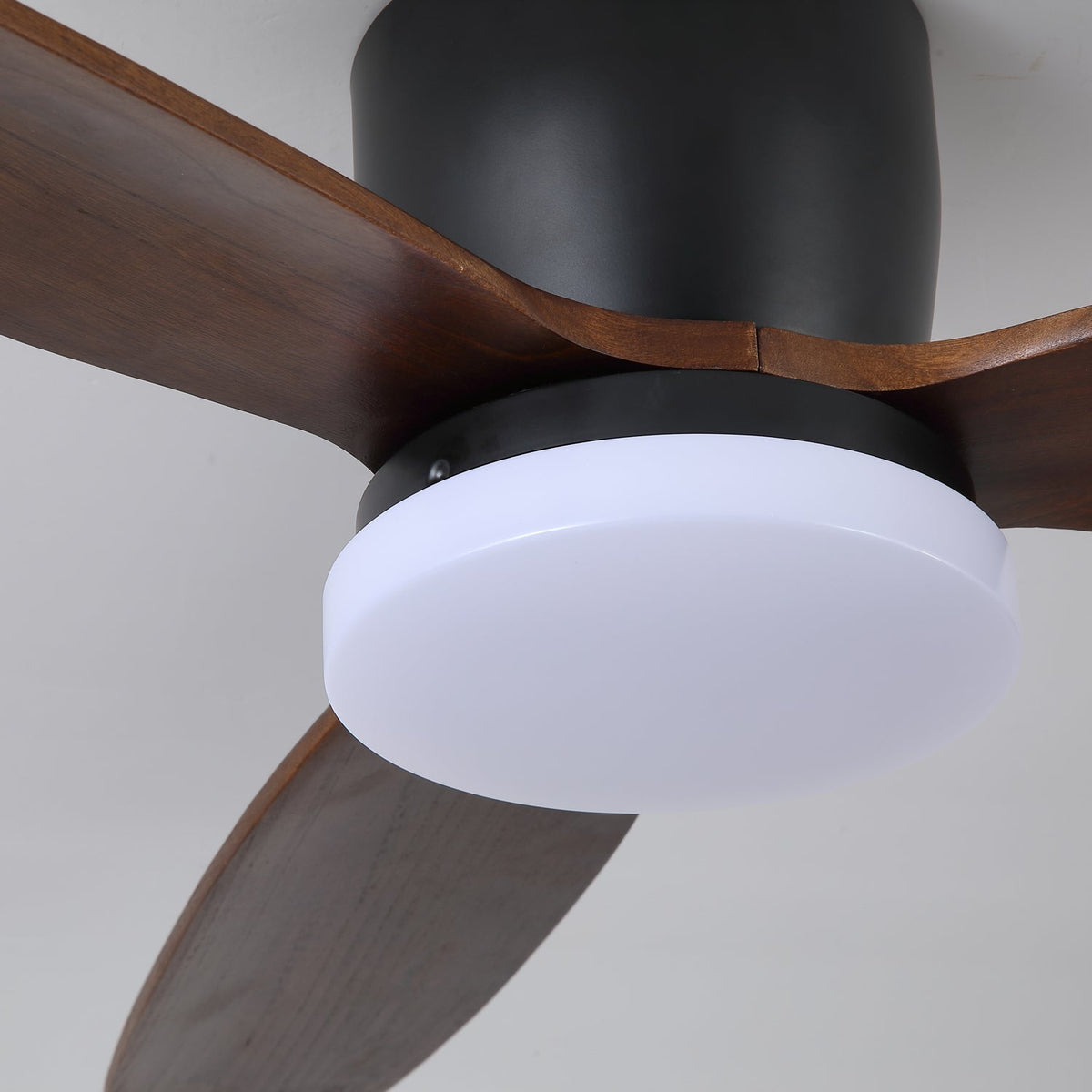 Athyrs plafondventilator met verlichting