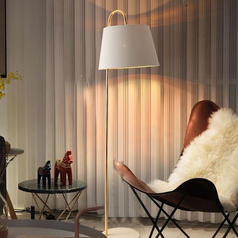 Eryn Moderne Cilinder Vloerlamp, Zwart/Wit, Metaal/Stof, Slaapkamer