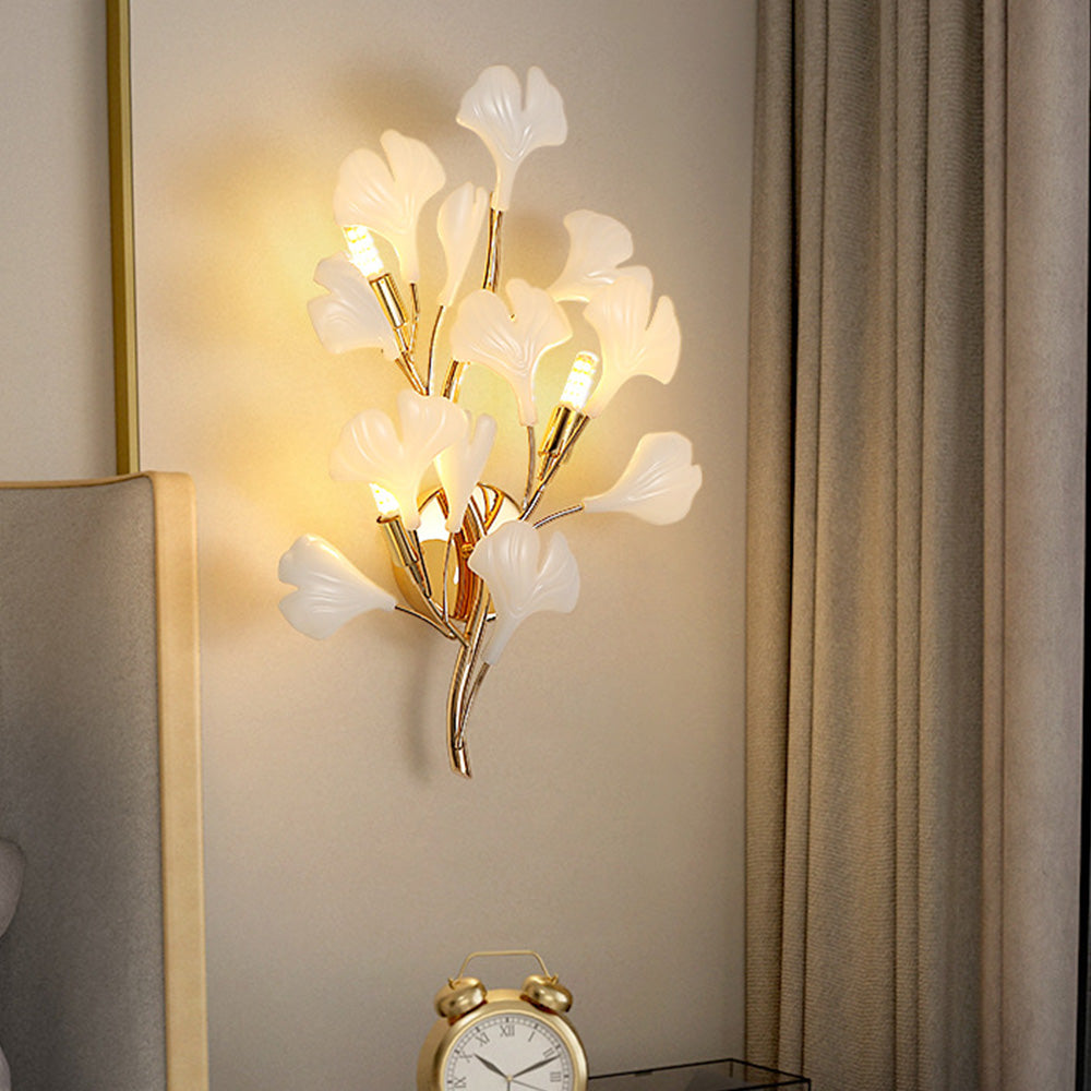 Olivia Decoratieve Bloem Wandlamp Wit Goud Keramiek Metaal Slaapkamer
