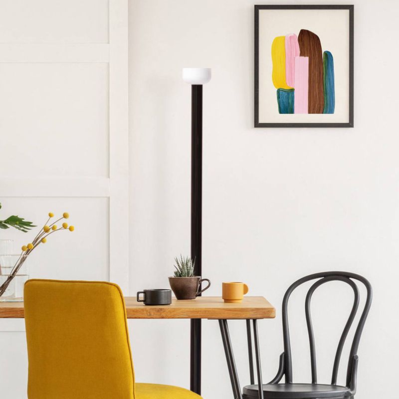Avi Minimalistisch LED Vloerlampen Zwart Wit Geel Metaal Glas
