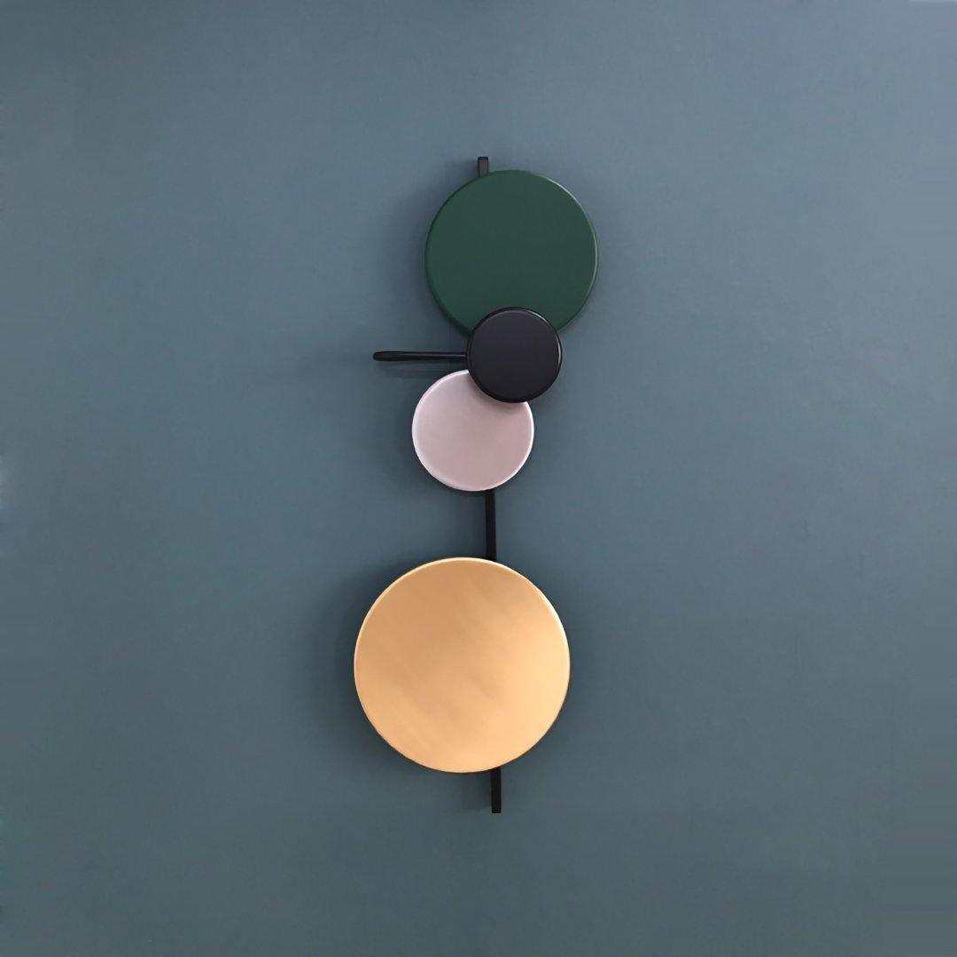 Mirq wandlamp met Magnetische Schijven Kunstzinnig