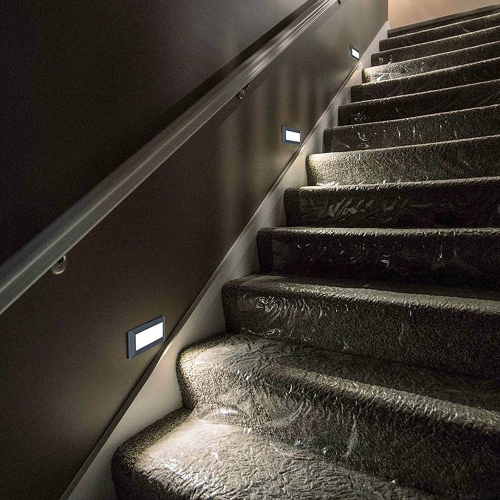Orr Moderne Rechthoekig LED Buitenlamp Metaal Zwart Tuin/Stoeprand/Balkon