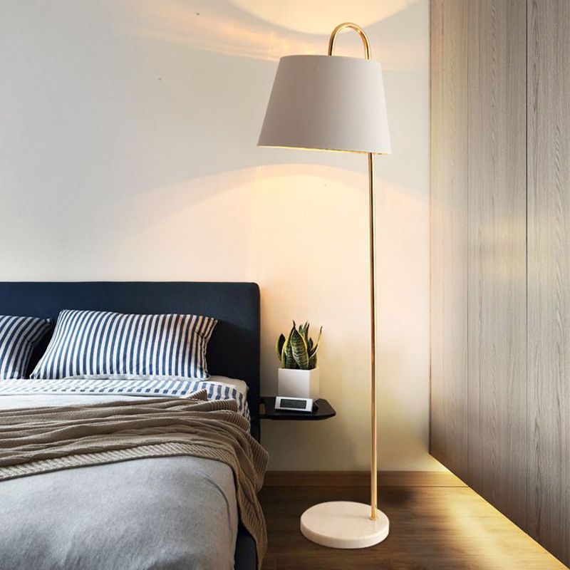 Eryn Moderne Cilinder Vloerlamp, Zwart/Wit, Metaal/Stof, Slaapkamer