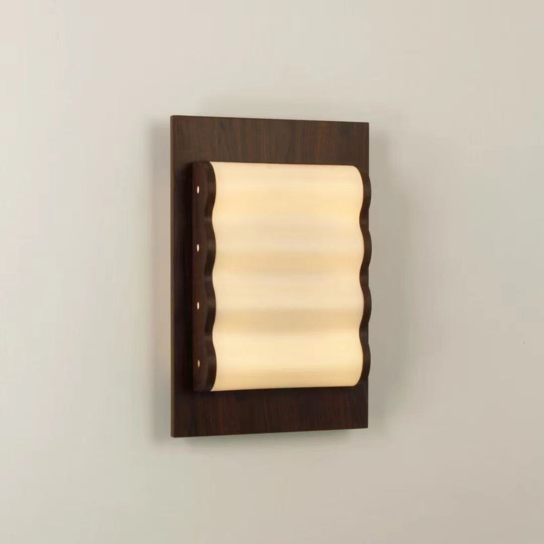 Wave wandlamp met moderne stoffen kap