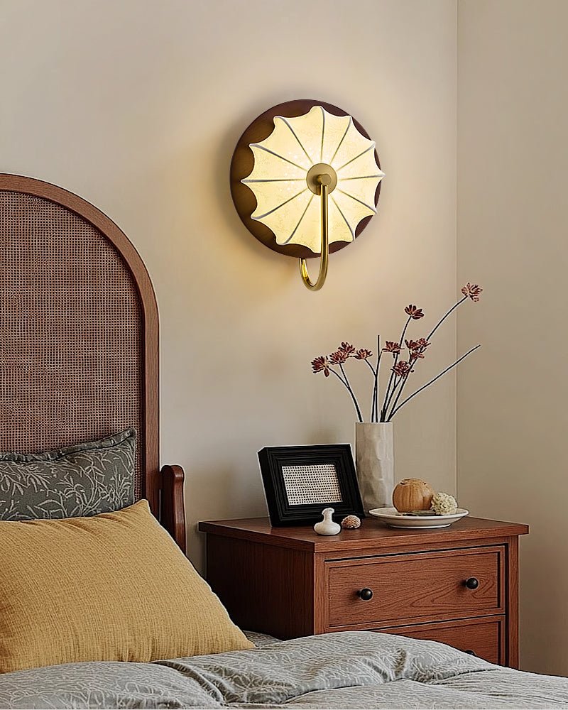 Elfx wandlamp van Hout met Stofkap