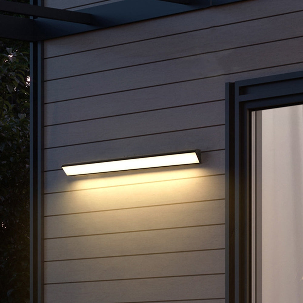 Edge Moderne Tri-Rrism LED Buitenlamp Zwart Metaal/Acryl Tuin