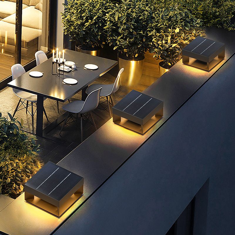 Riley Moderne LED Kubus Buitenlamp Zonne Metaal Zwart Tuin/Stoeprand/Balkon