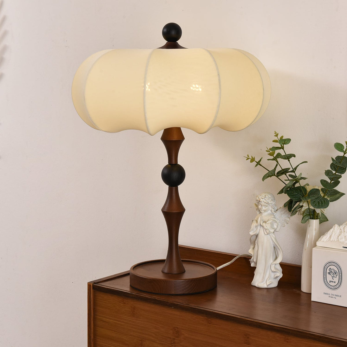 Lumae Houten en Stoffen Retro tafellamp