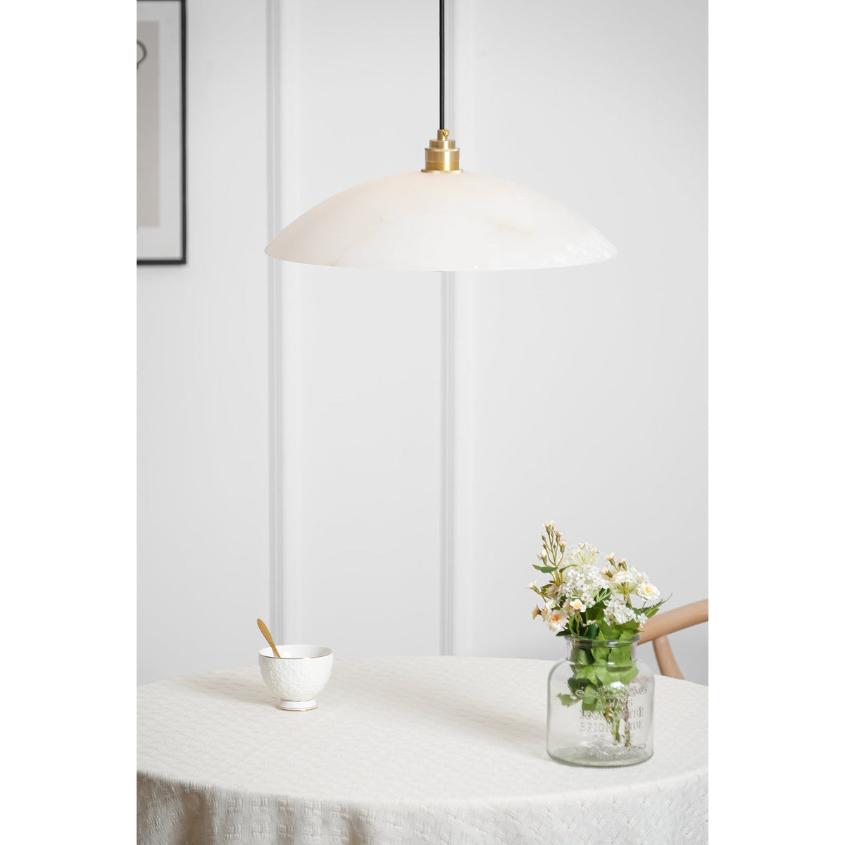 Ljomuvyd Individual Creativity koepelvormige albasten hanglamp