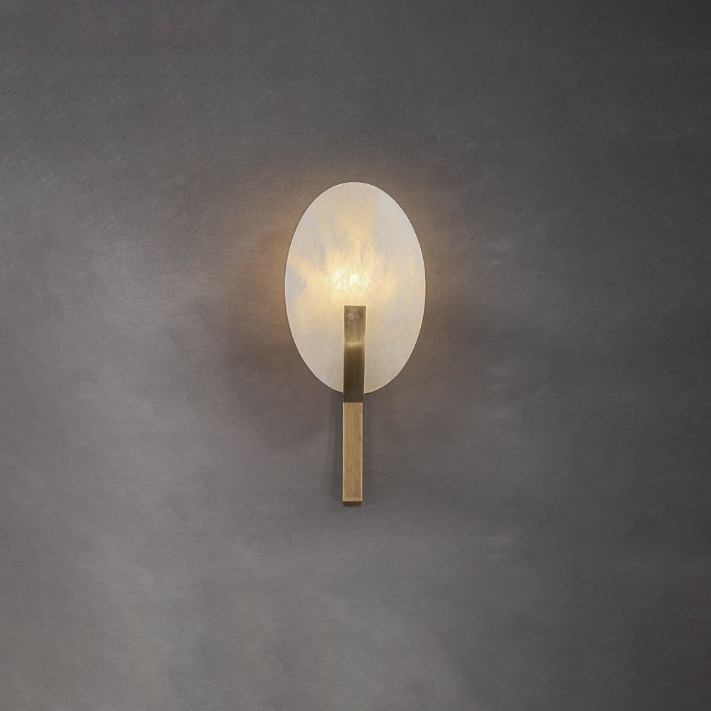 Nivaeria Moderne wandlamp van albast met afwerking