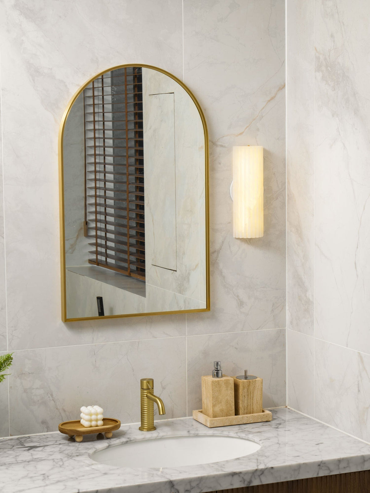 Orvian wandlamp Albast Minimalistisch