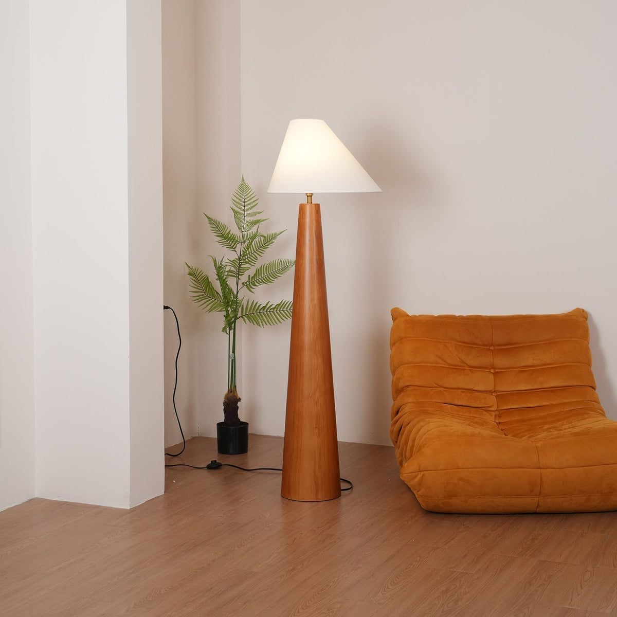Pinnacle minimalistisch Houten vloerlamp