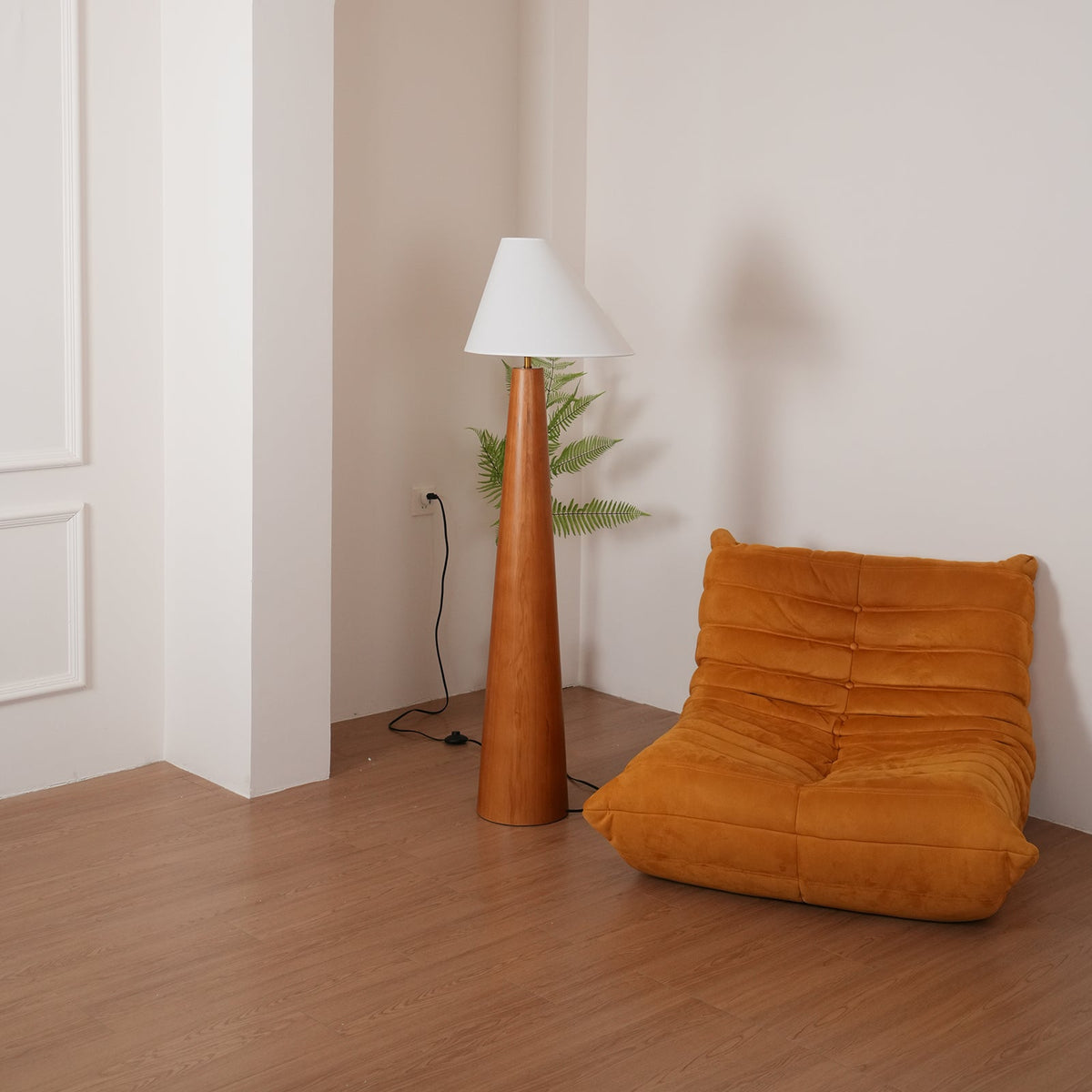 Pinnacle minimalistisch Houten vloerlamp