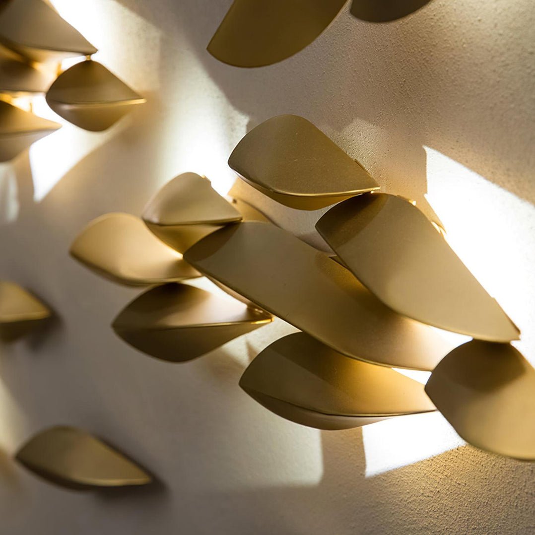 Avynis Abstract messing wandlamp