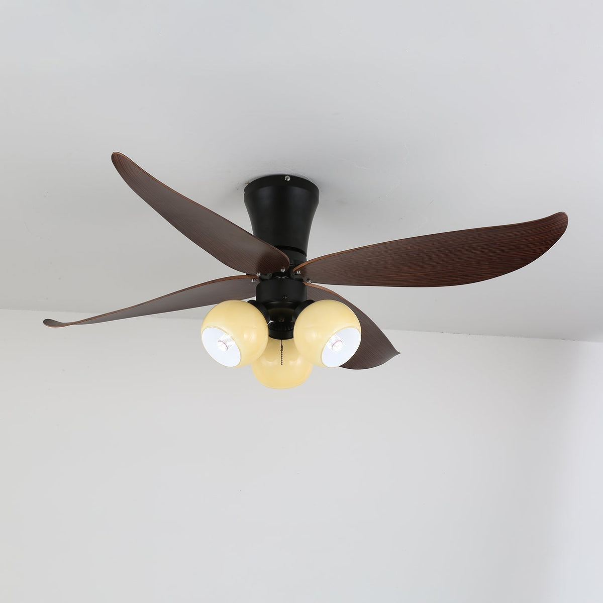Lunair Vintage plafondventilator met verlichting van walnoothout en glas