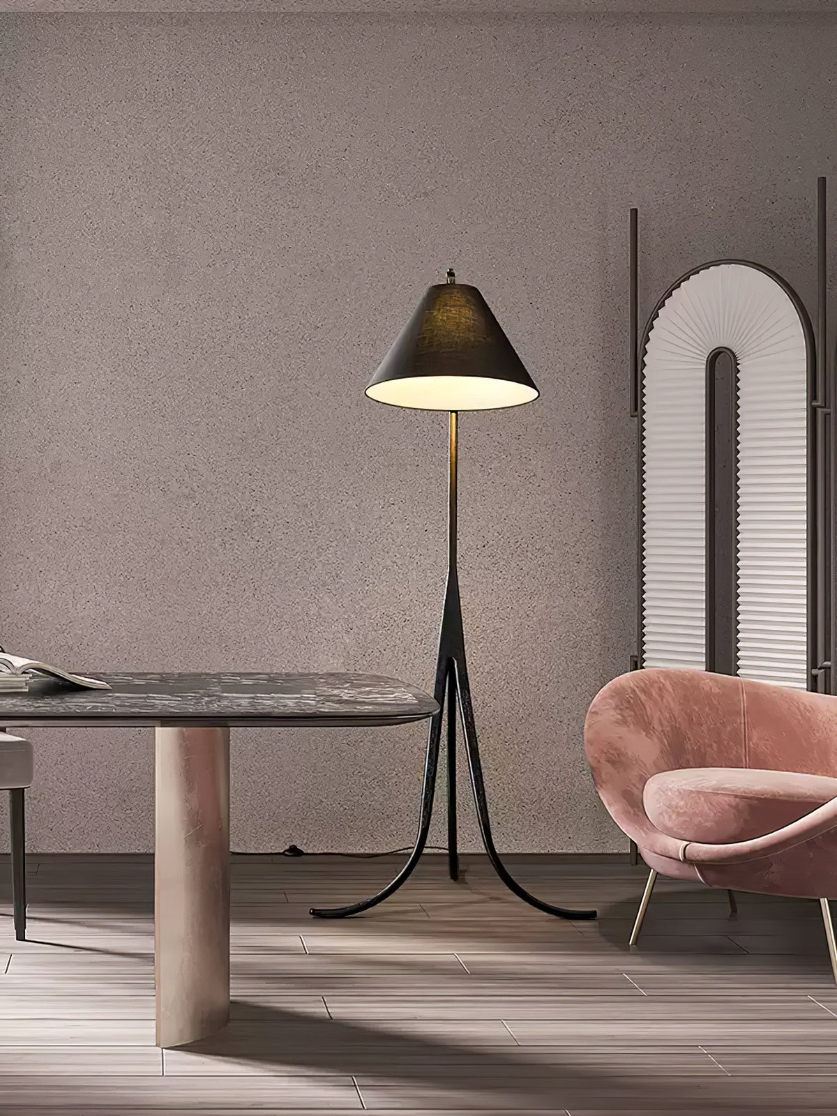 Udorila gebogen houten vloerlamp