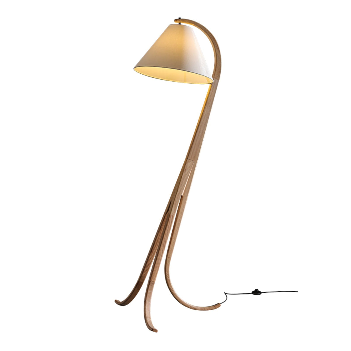 Udorila gebogen houten vloerlamp