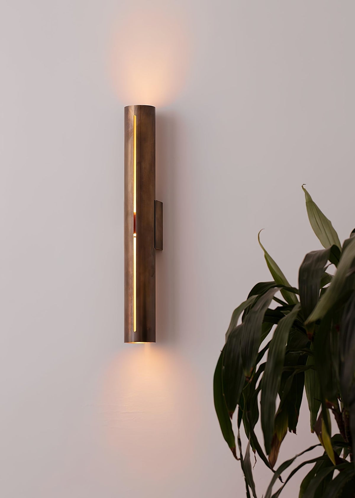 Avsilara Moderne minimalistische cilindervormige messing wandlamp