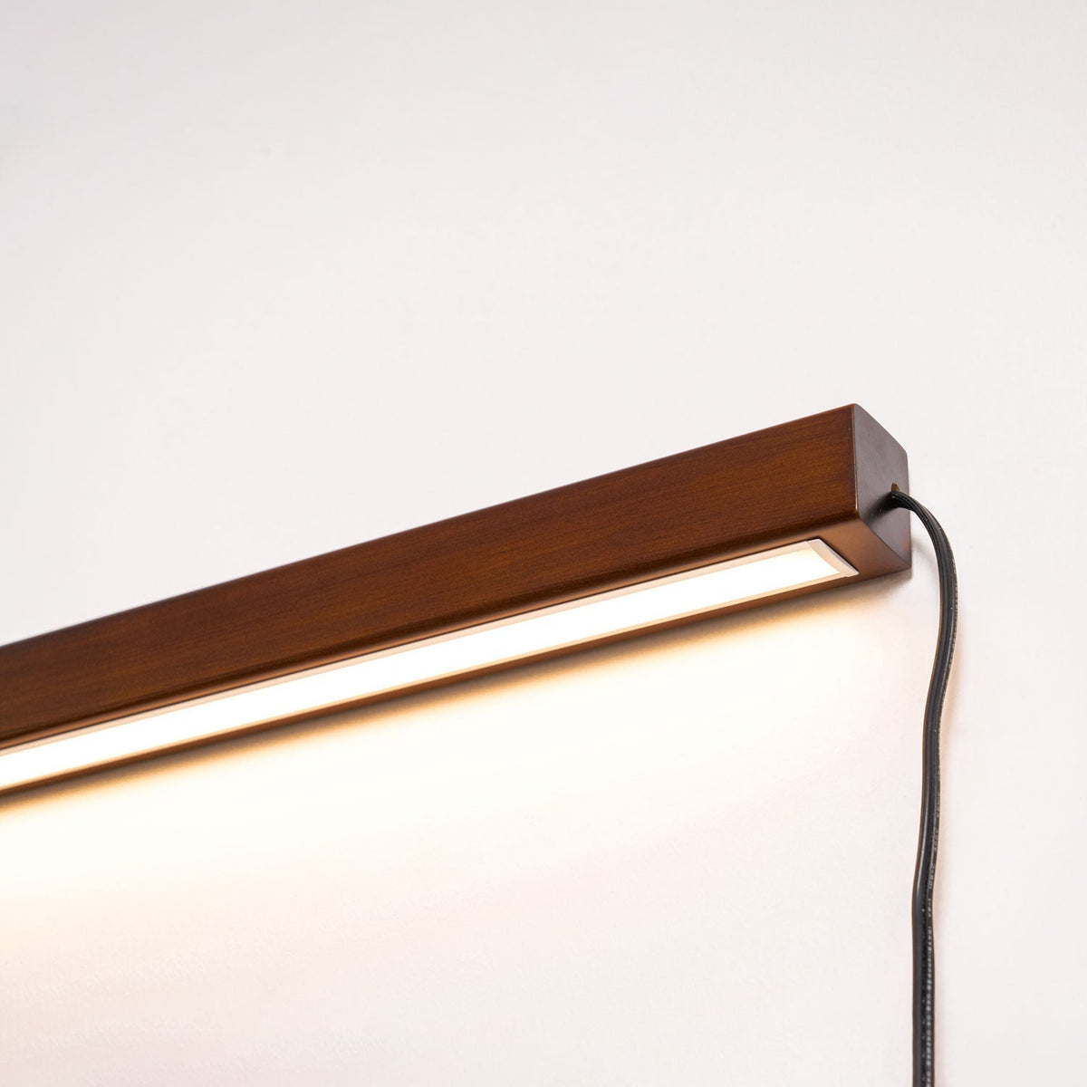 Bryf wandlamp Lineair Hout Met Stekker