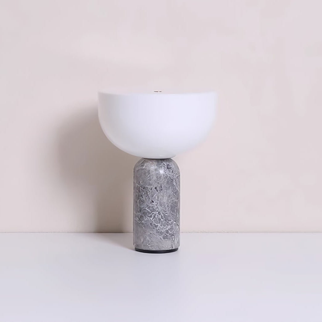 Vicky Minimalistische tafellamp van marmer
