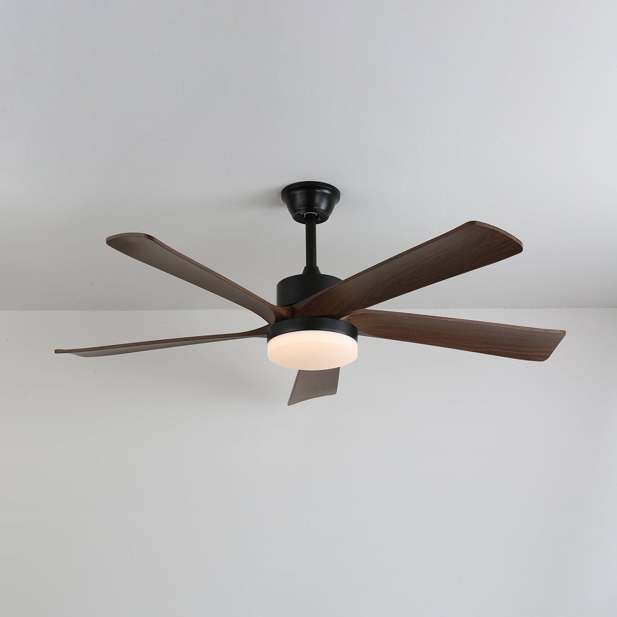 Eryndor moderne plafondventilator met verlichting van hout