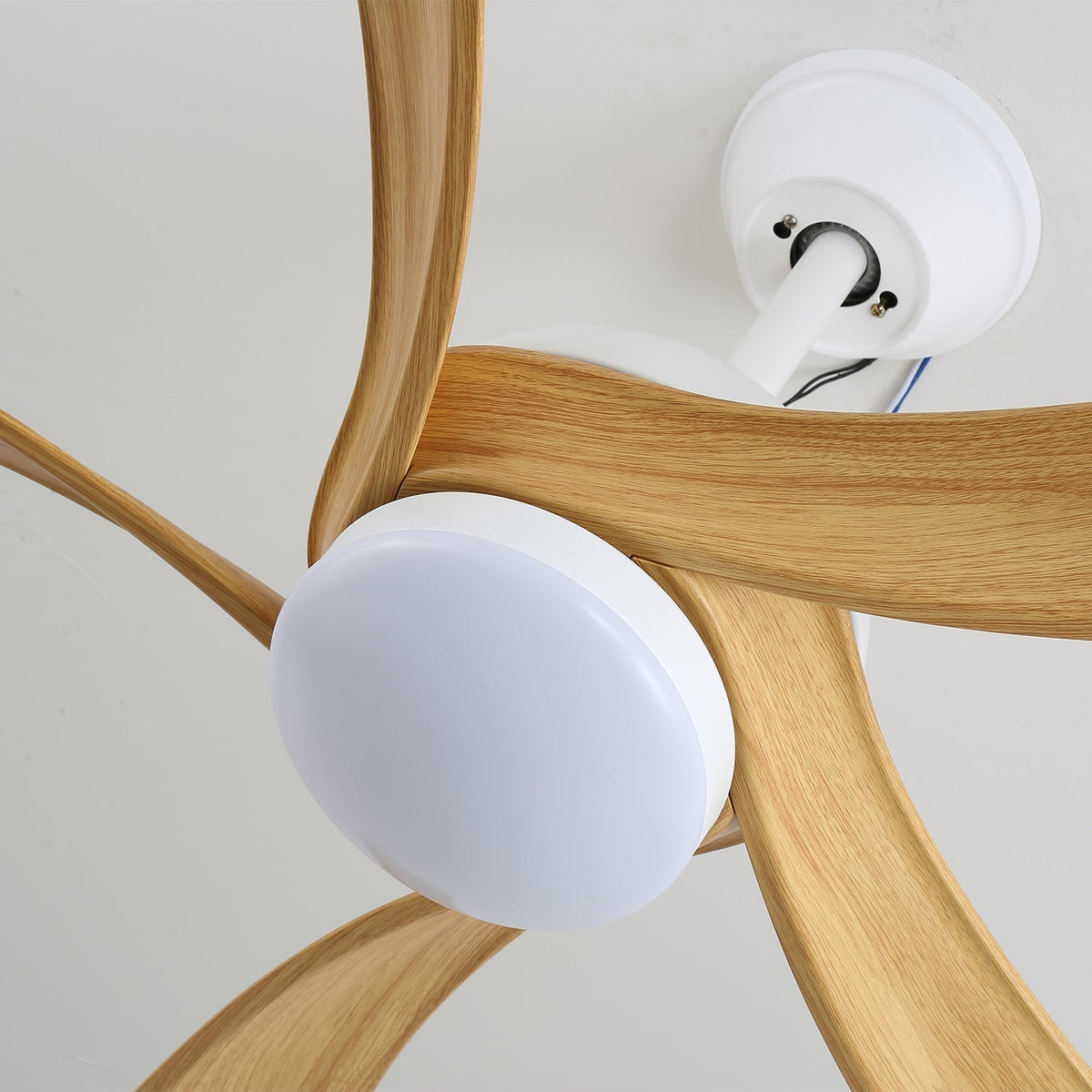 Sylven Moderne plafondventilator met verlichting van hout