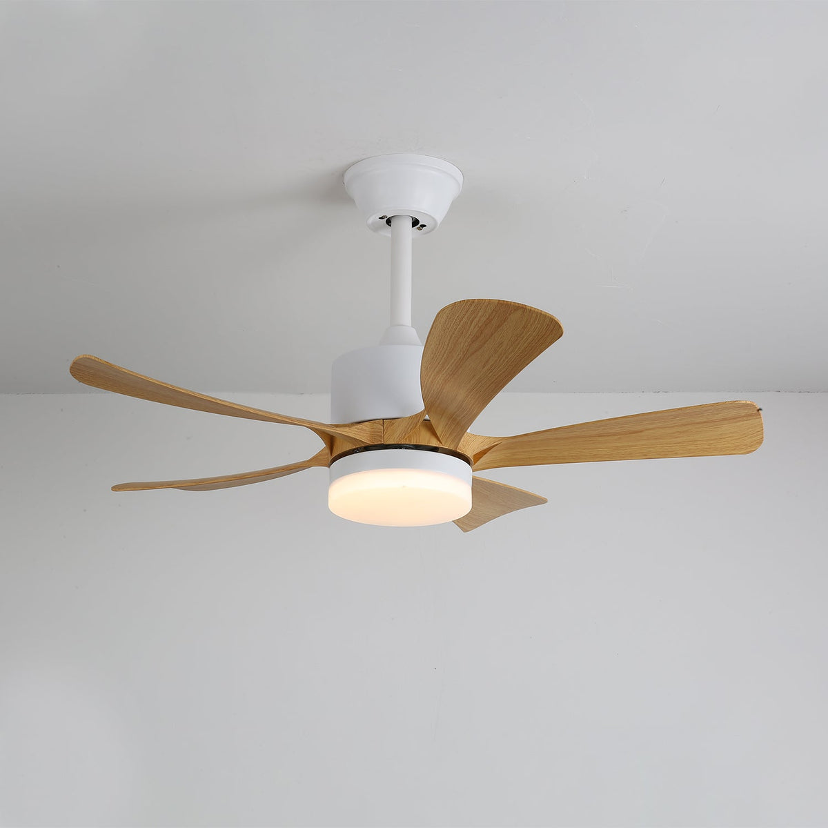 Sylven Moderne plafondventilator met verlichting van hout