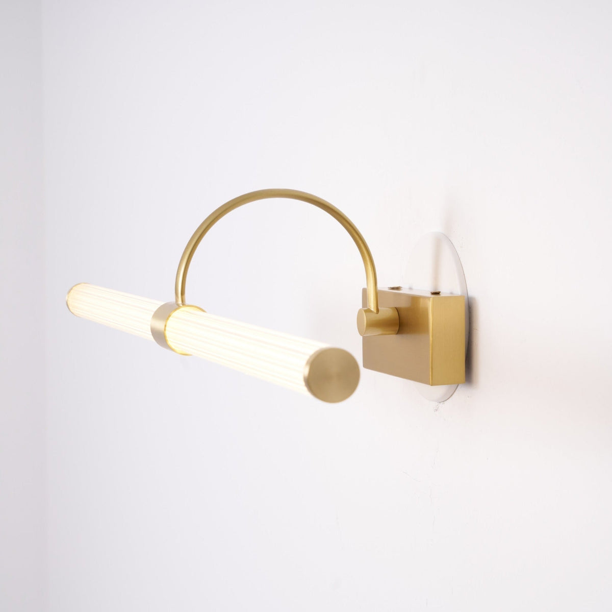 Beryl Moderne minimalistische wandlamp van messing