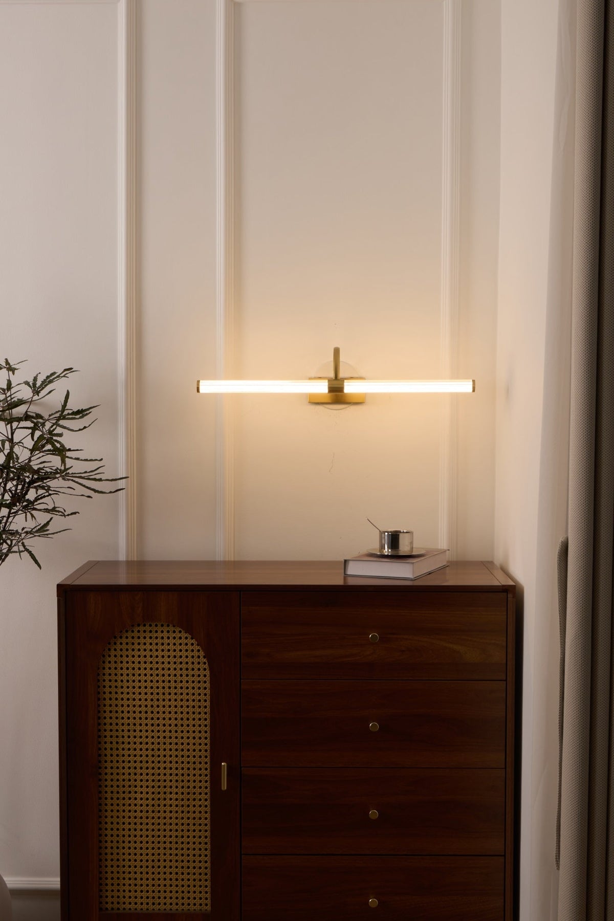 Beryl Moderne minimalistische wandlamp van messing