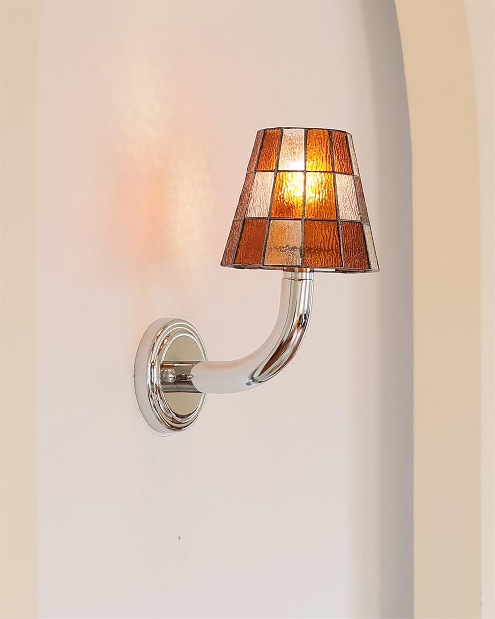 Lumanenne wandlamp