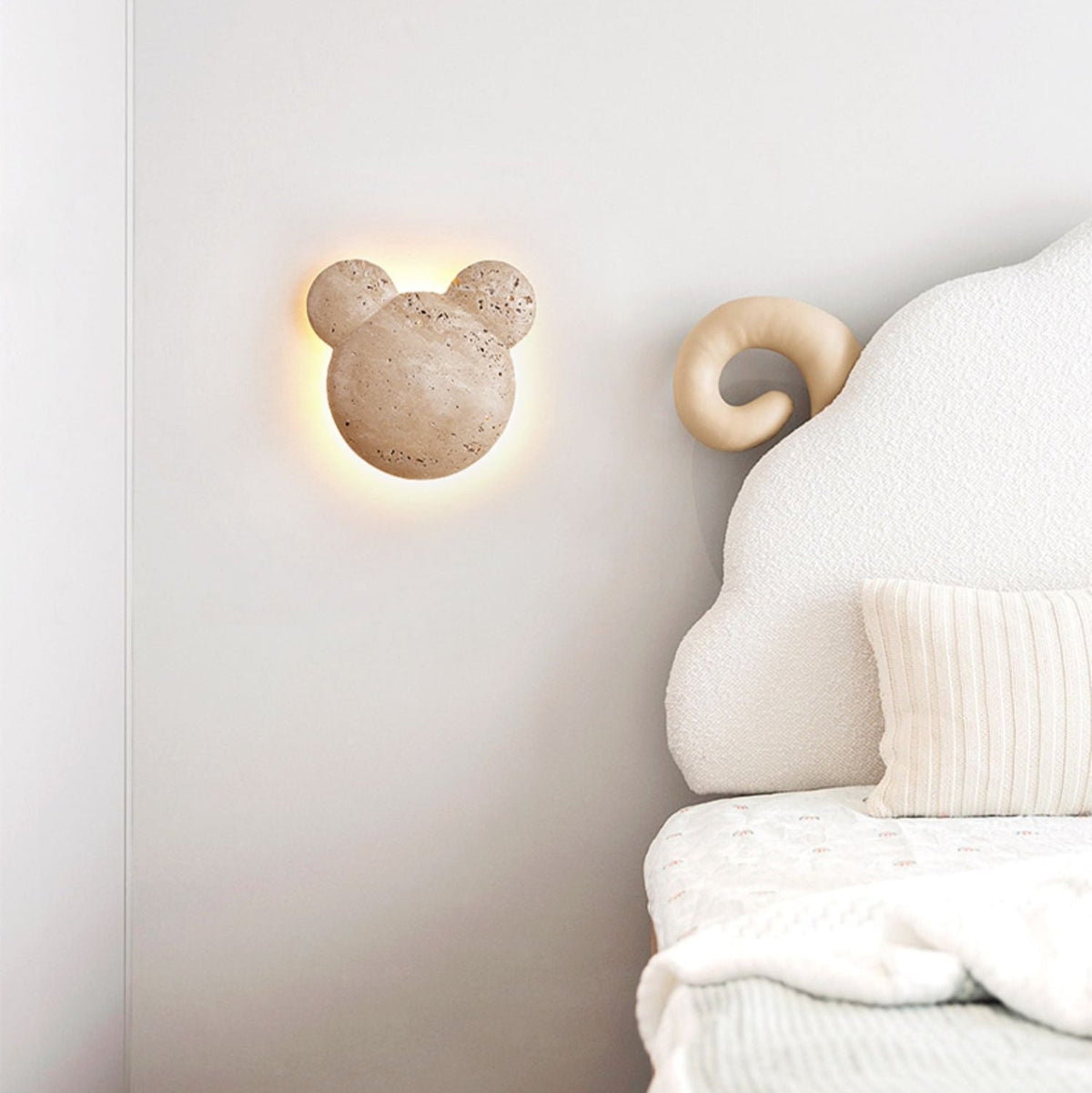 Tavi Geel travertin wandlamp