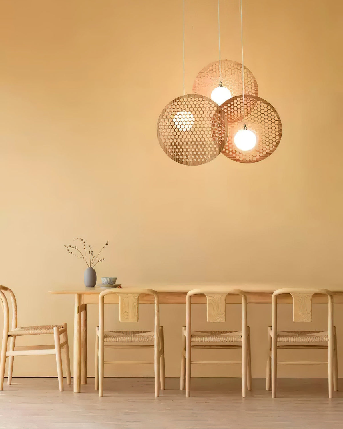 Elvenine Kroonluchter met Houten Plaat